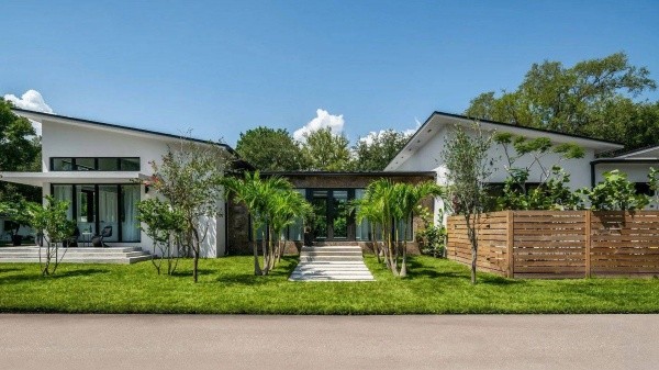 La naturaleza prevalece en la hermosa casa de Sebastián Yatra en Miami (El Mueble)