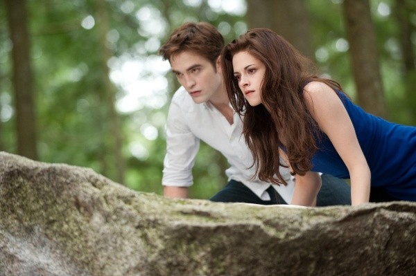 Kristen Stewart y Robert Pattinson protagonizaron la adaptación en cine (IMDb).