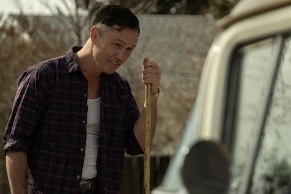 Jeffrey Donovan es Bill Weboy (Netflix).