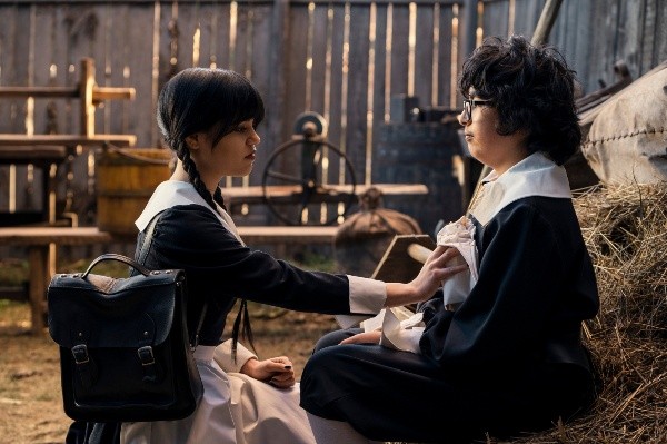 El episodio 3 de Merlina (Netflix).