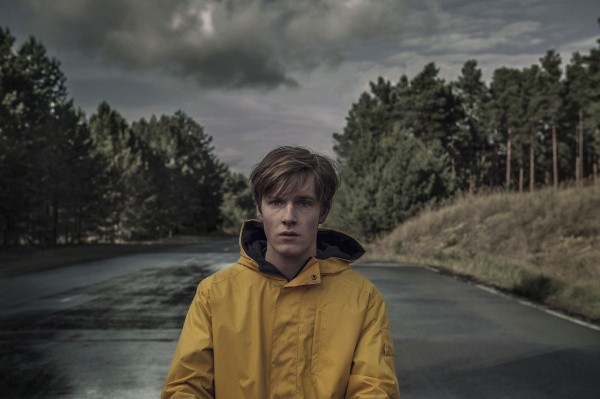 dark louis hofmann